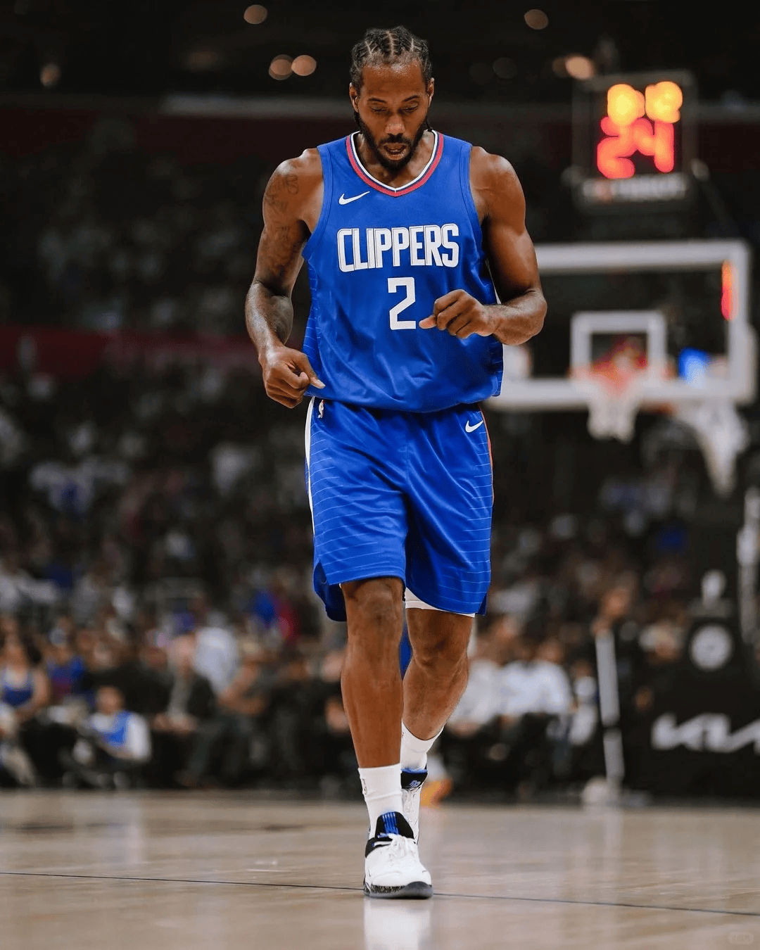 记者：阿隆索执教皇马后常与瓜帅交流；他可能不想小熊留队（记者：阿隆索入主皇马后与瓜帅交流频繁，或无意让小熊留队）