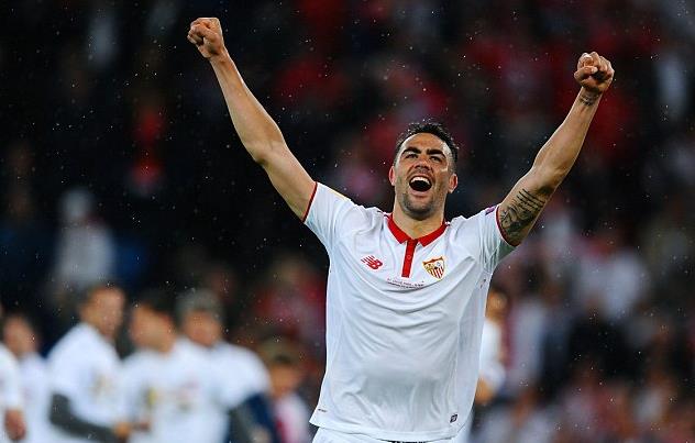 榜首战！中国女排赢酣畅淋漓一胜 李盈莹的替补揽得分王（榜首对决！中国女排畅快大胜，李盈莹替补勇夺得分王）