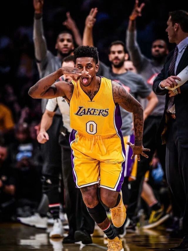 中超联赛总结：积分榜前三分析,（中超赛季回顾：积分榜三强解析）